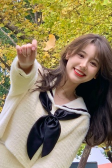爱矢峰子